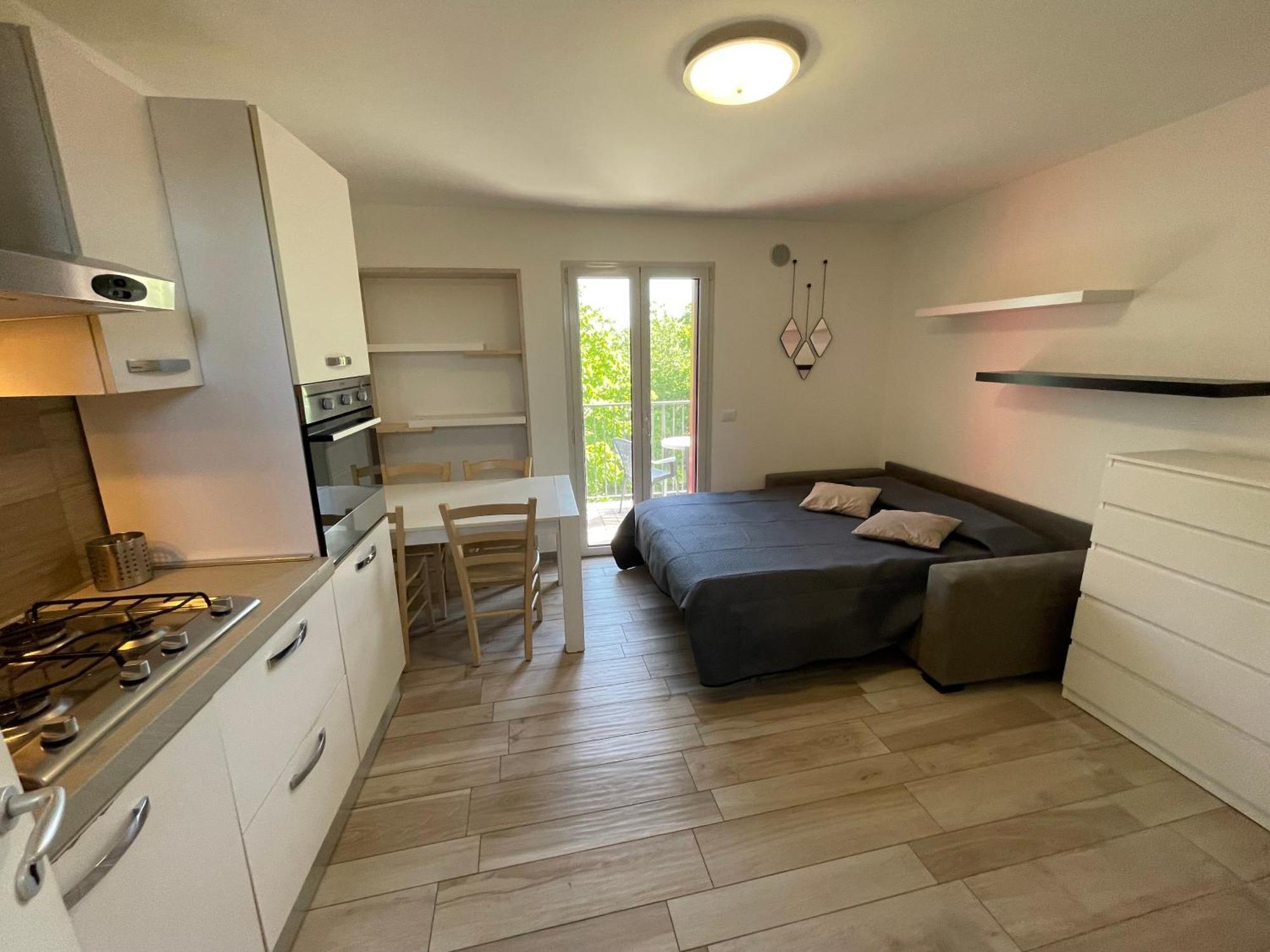 Reverso - Alloggi Con Solarium Vista Mare Caorle Exterior foto